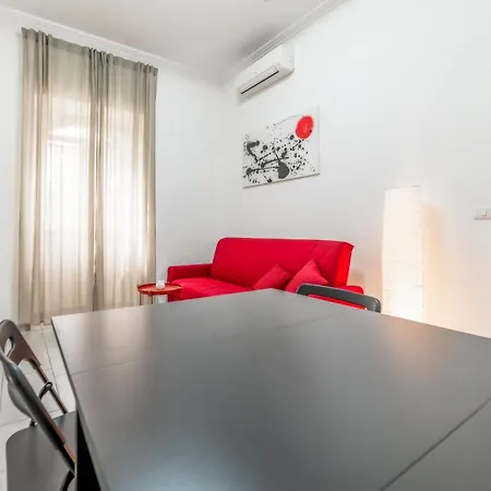 Apartman Stylish And Close To Metro