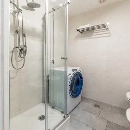 Apartman Stylish And Close To Metro Róma