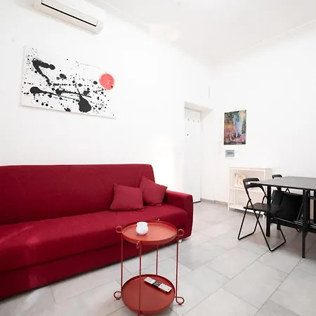 Stylish And Close To Metro *